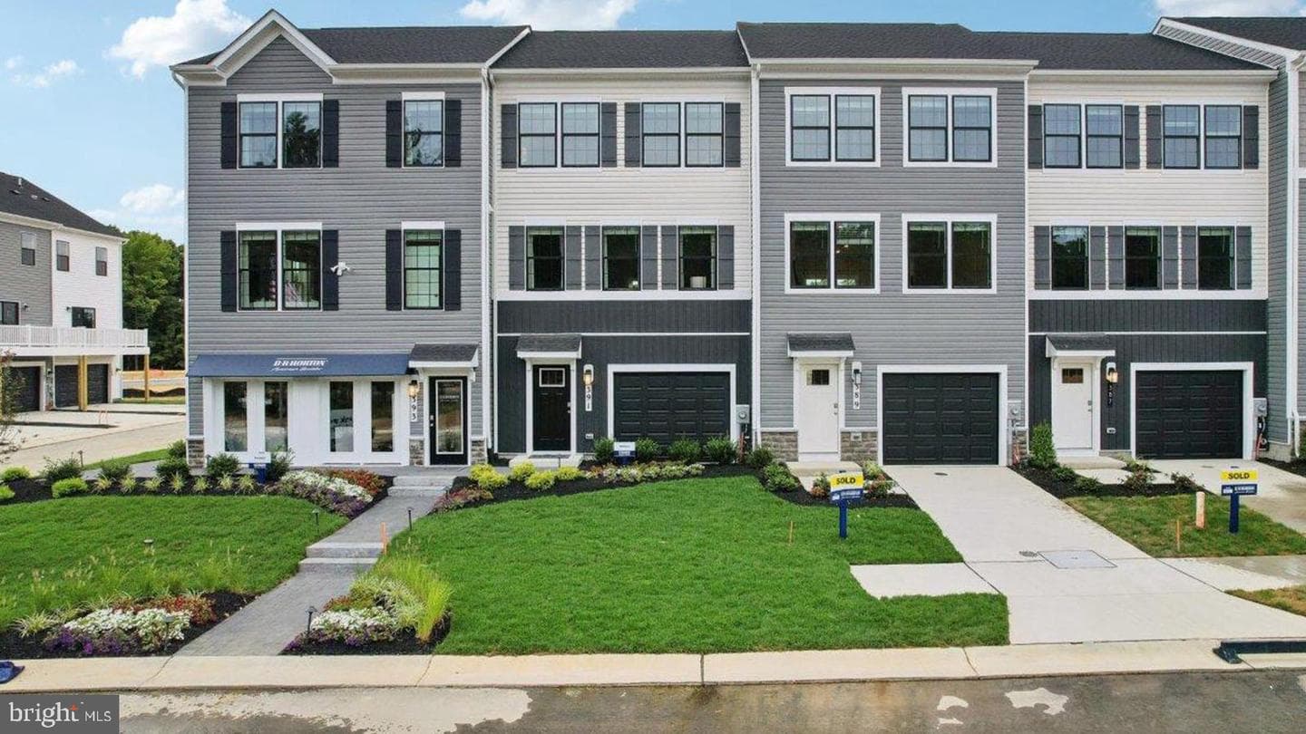 511 Swift Heron Avenue photo 3