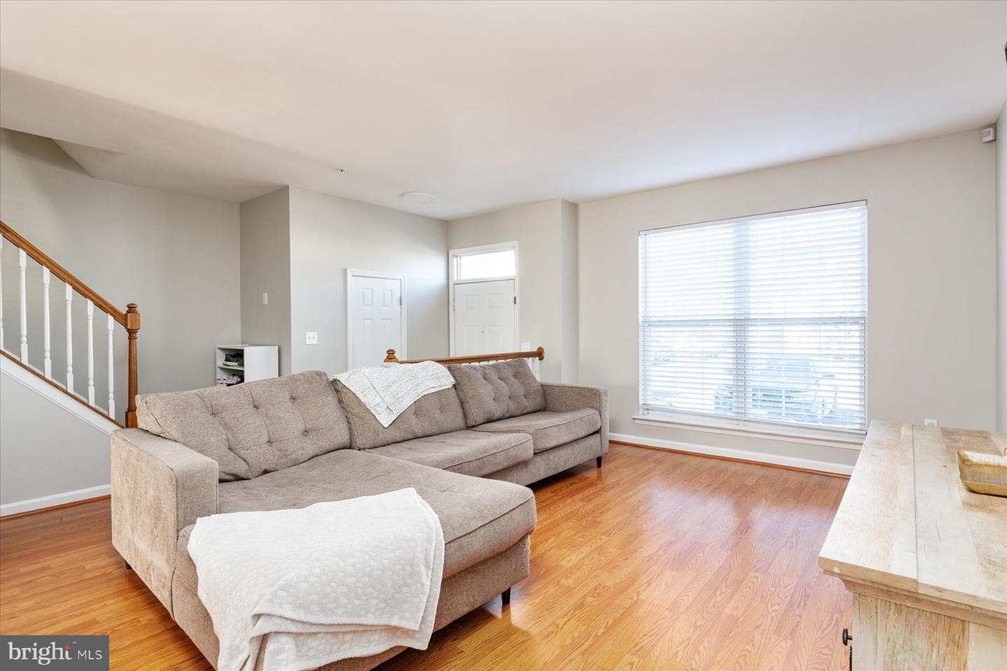 10723 Esprit Place photo 4