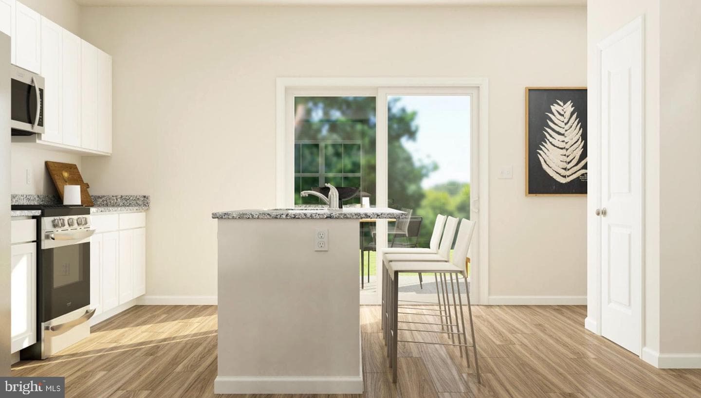 10818 Melbourne Way photo 3