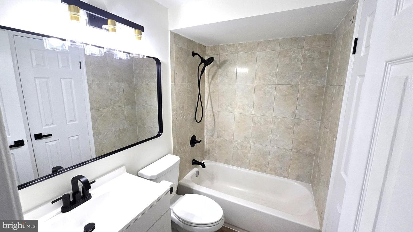 4621 Goldeneye Place photo 23