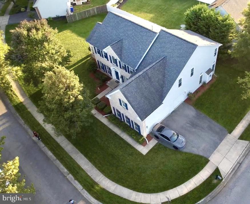 2902 Halifax Street photo 4