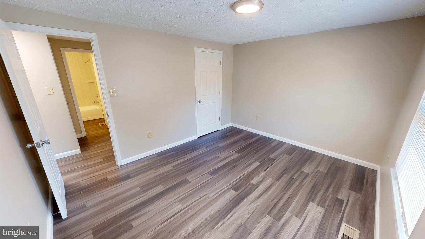12820 Twin Oak Drive photo 29