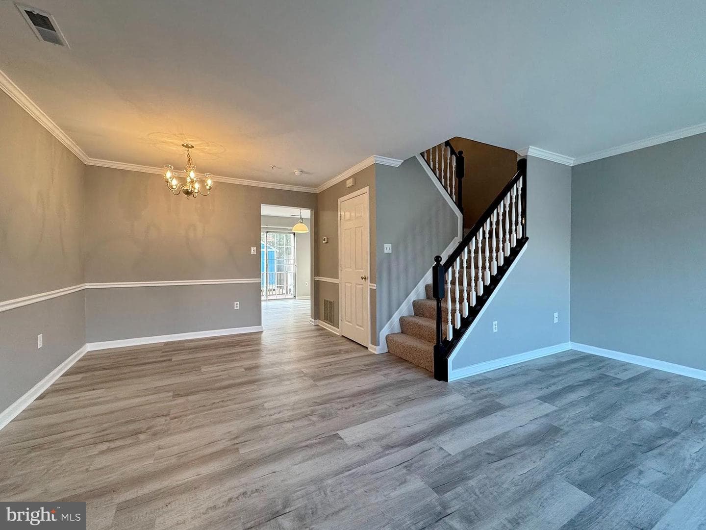 2645 Mirkwood Court photo 10