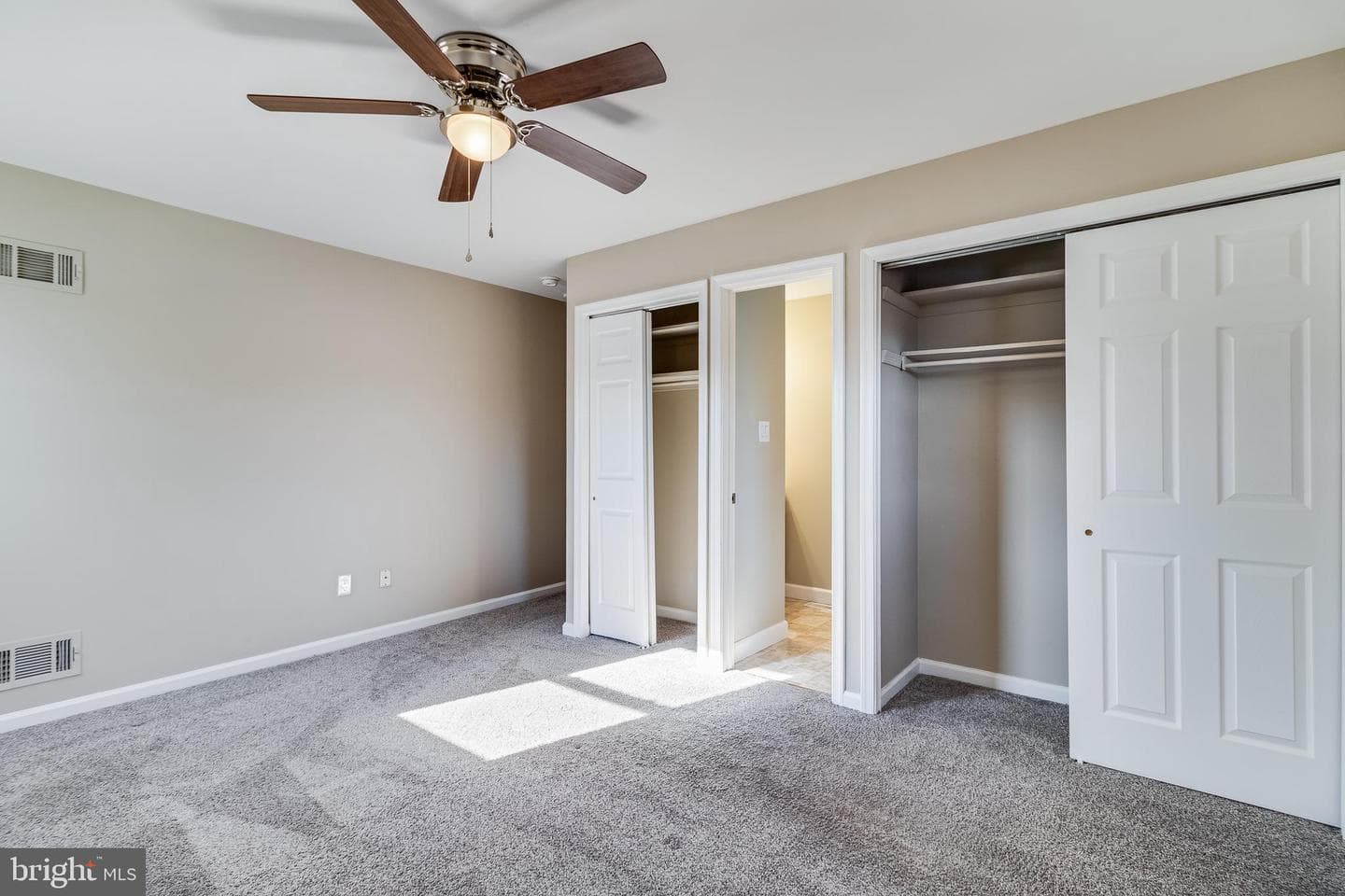 1115 Clark Avenue photo 16