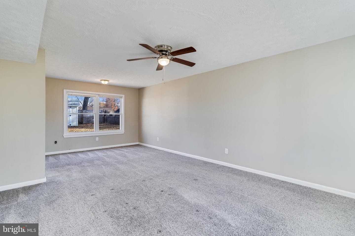 1115 Clark Avenue photo 28