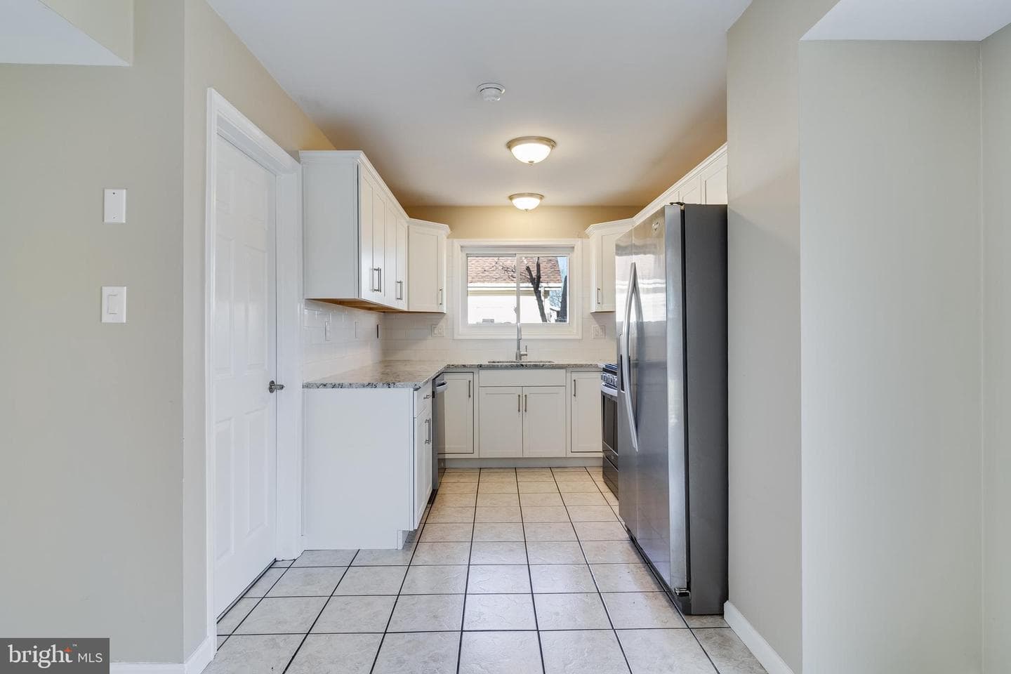 1115 Clark Avenue photo 8