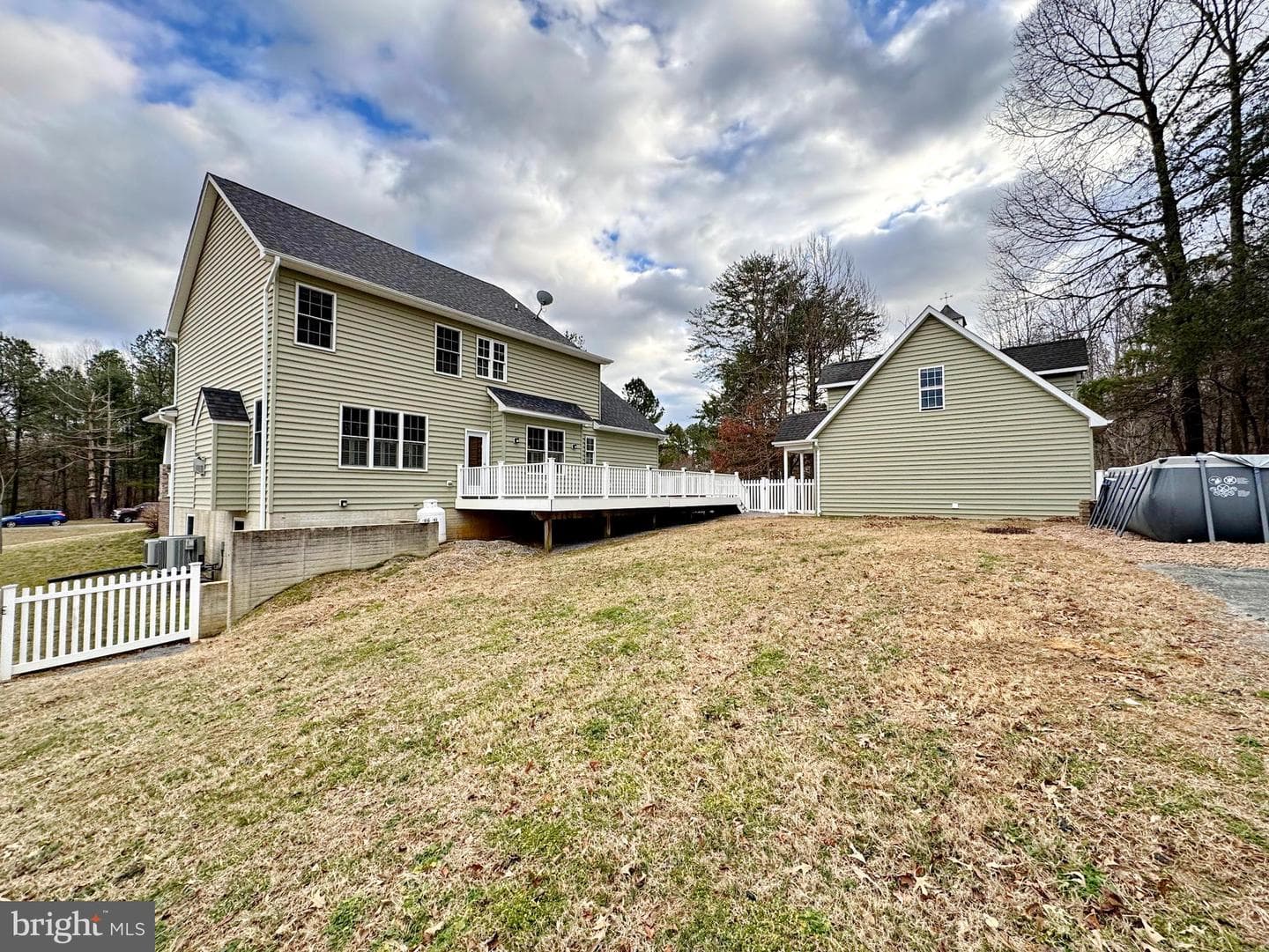 6935 Welchs Acres Place photo 8