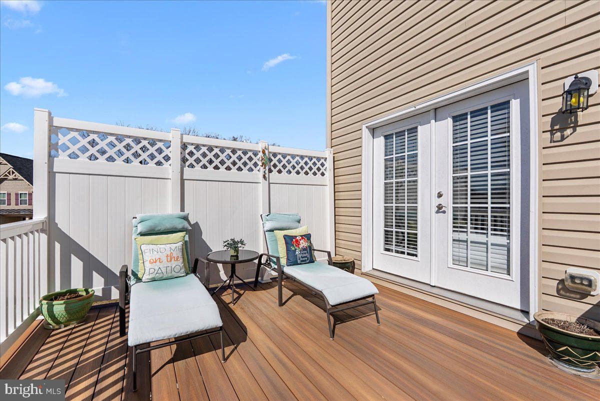 135 Wheatfield Drive photo 18