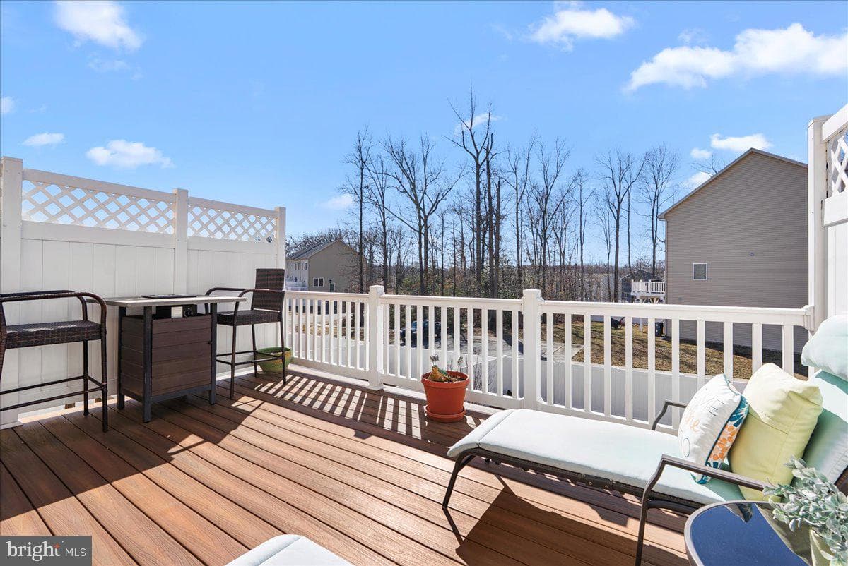 135 Wheatfield Drive photo 19