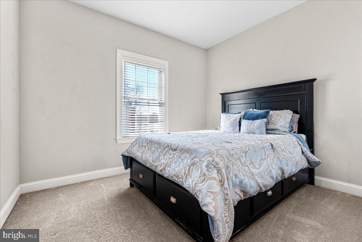 135 Wheatfield Drive photo 22