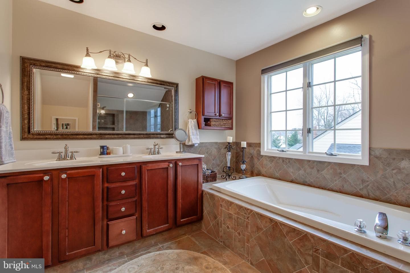 14 Winterberry Court photo 40