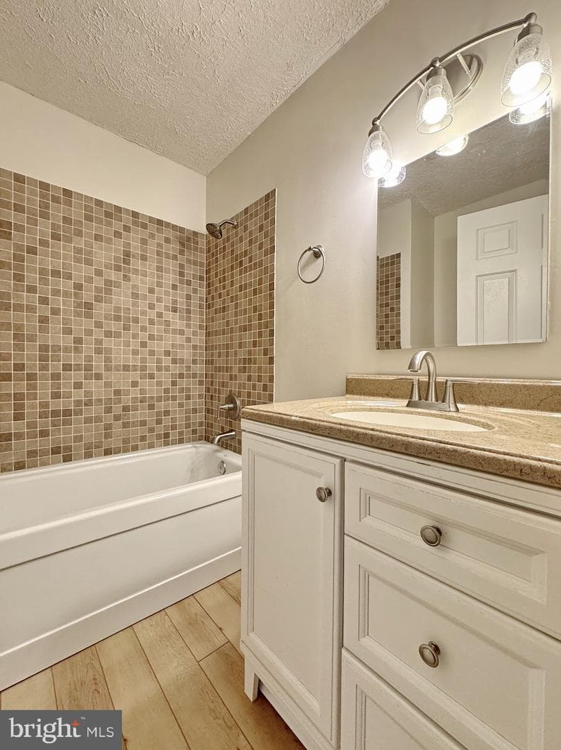 3660 Opals Place photo 25