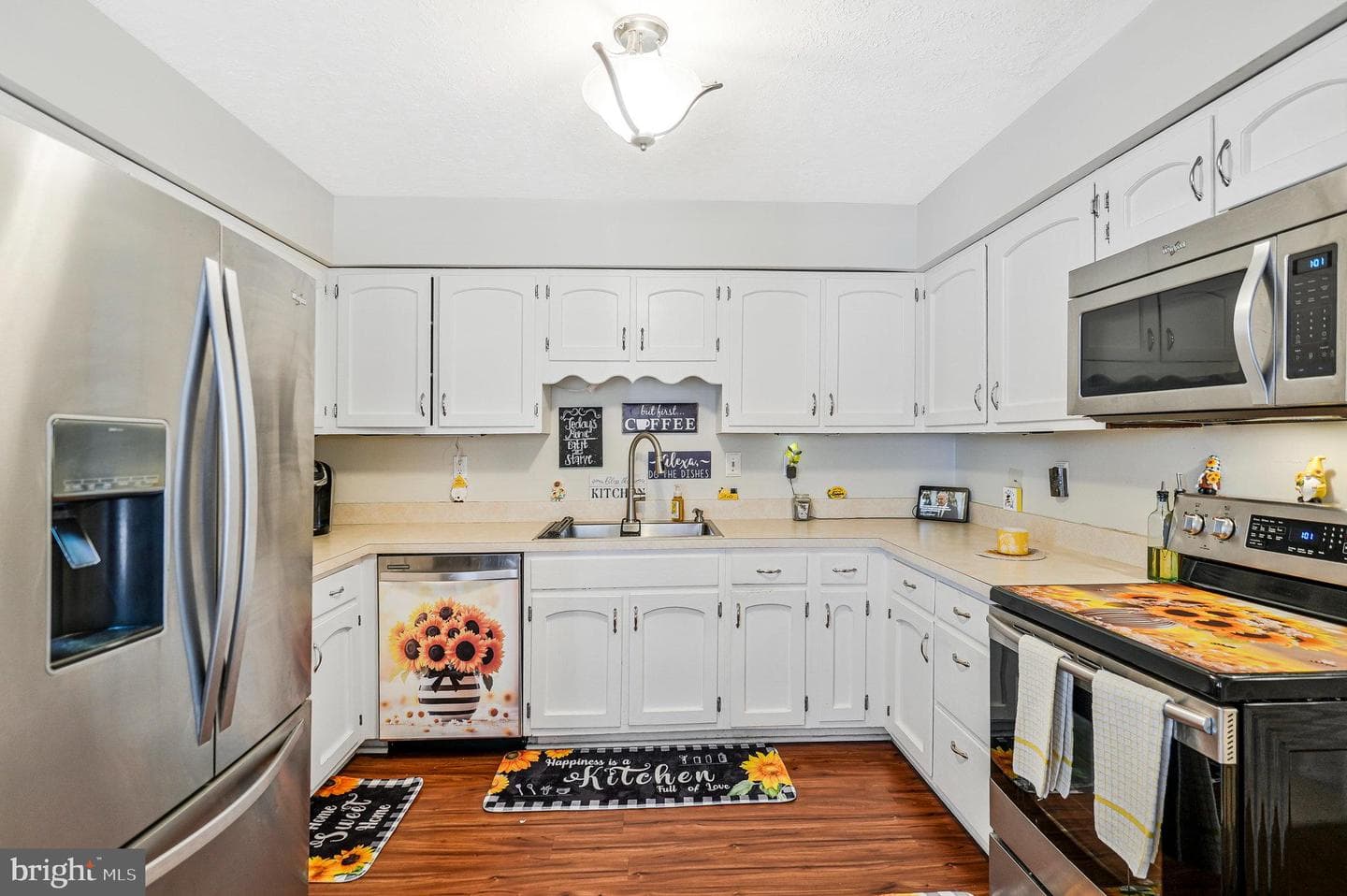 3965 Lee Lane photo 5
