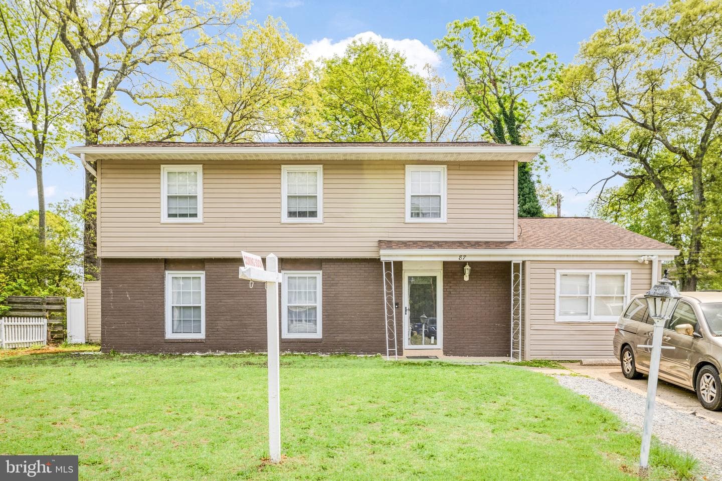 87 Garner Avenue photo 2
