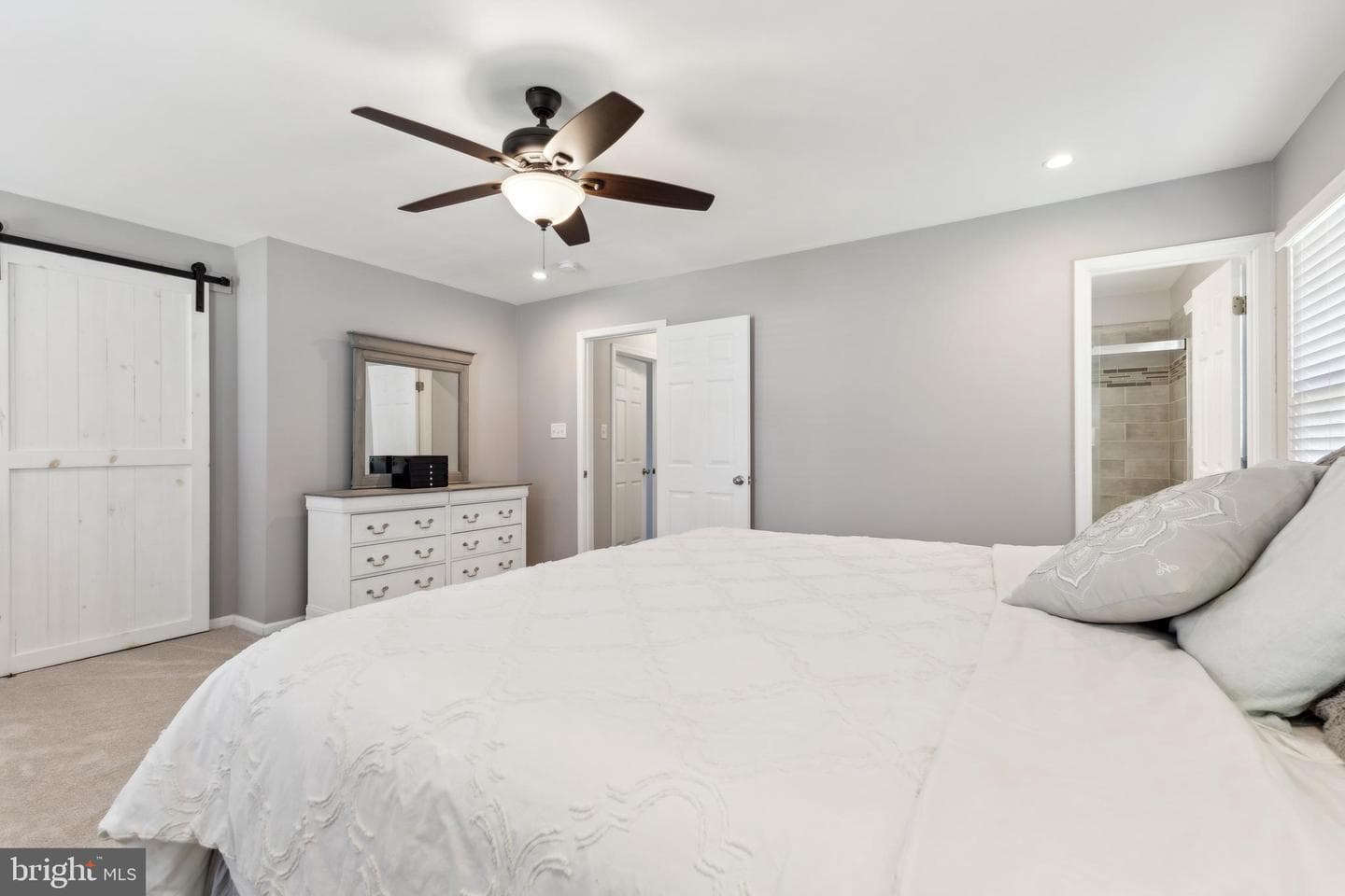7461 Robin Road photo 15