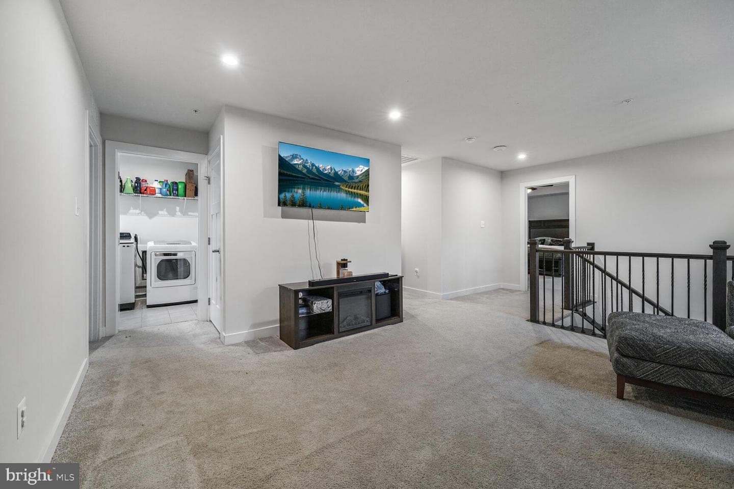 12261 Revolution Court photo 27