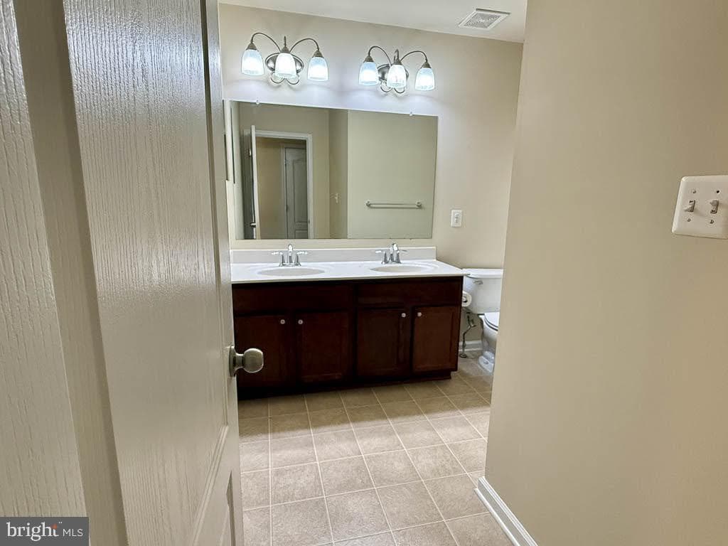 5096 Atlantis Lane photo 31