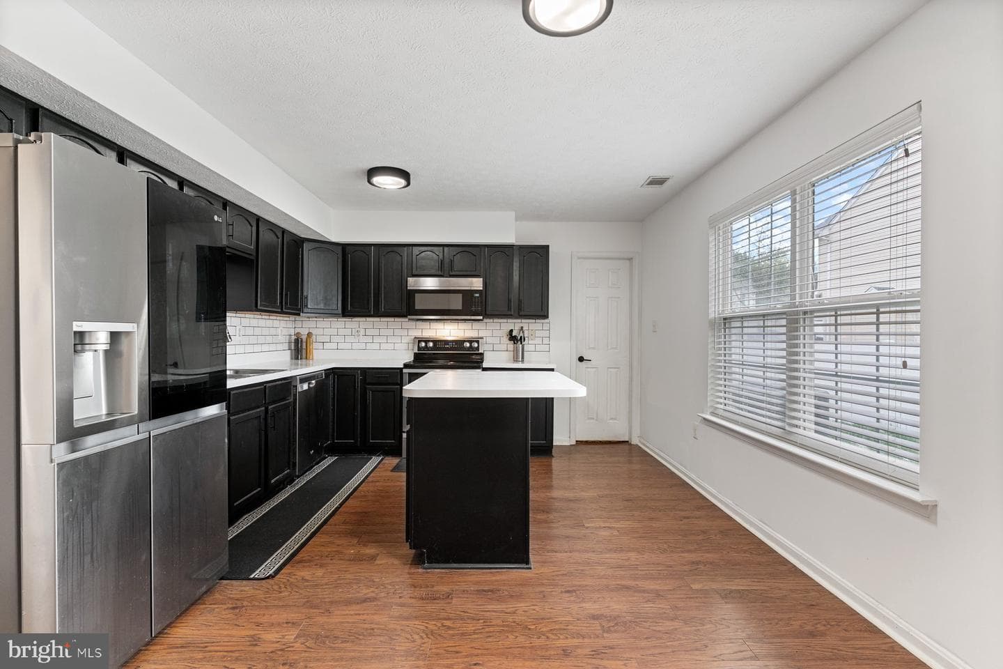 11201 Sewickley Street photo 11