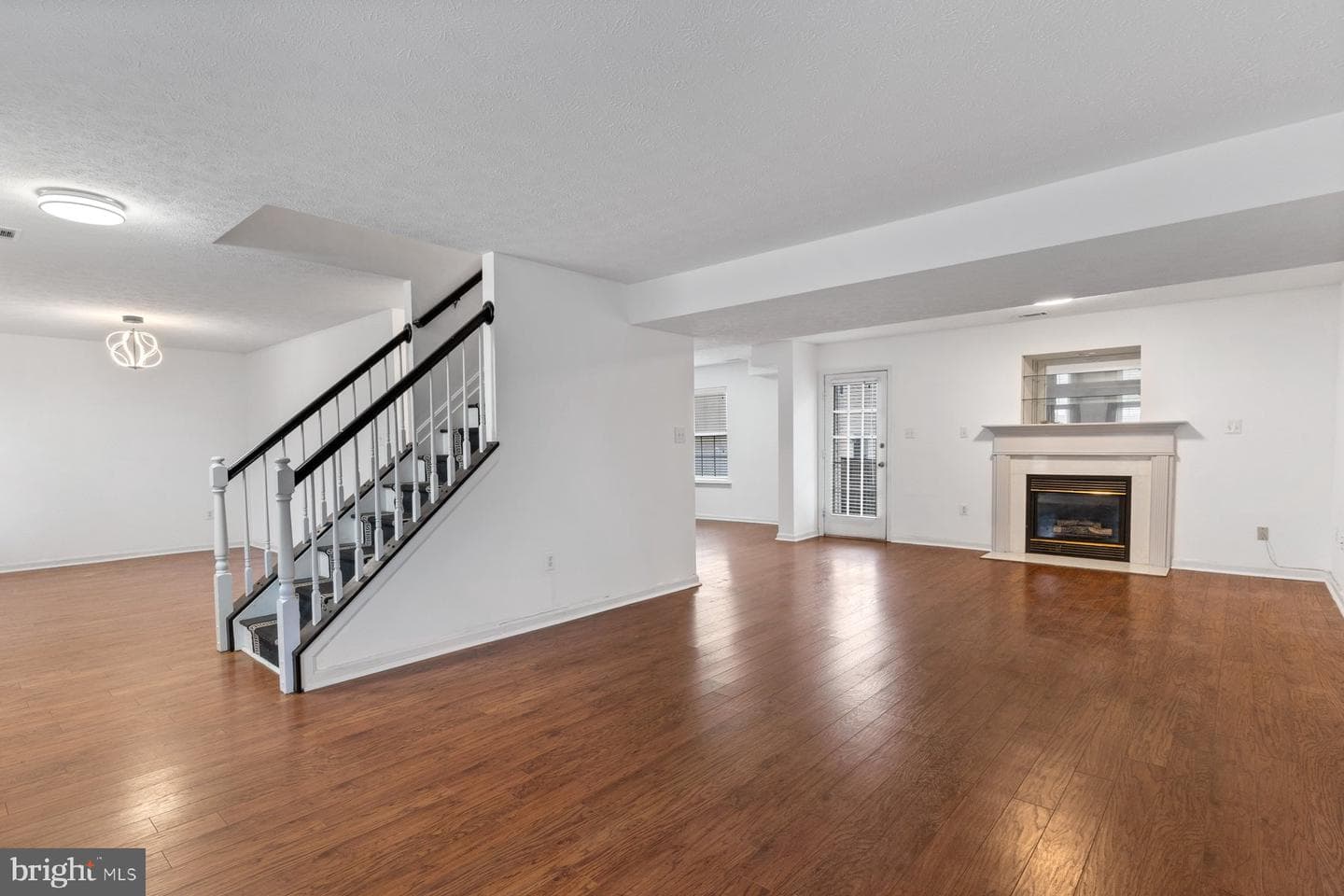 11201 Sewickley Street photo 7