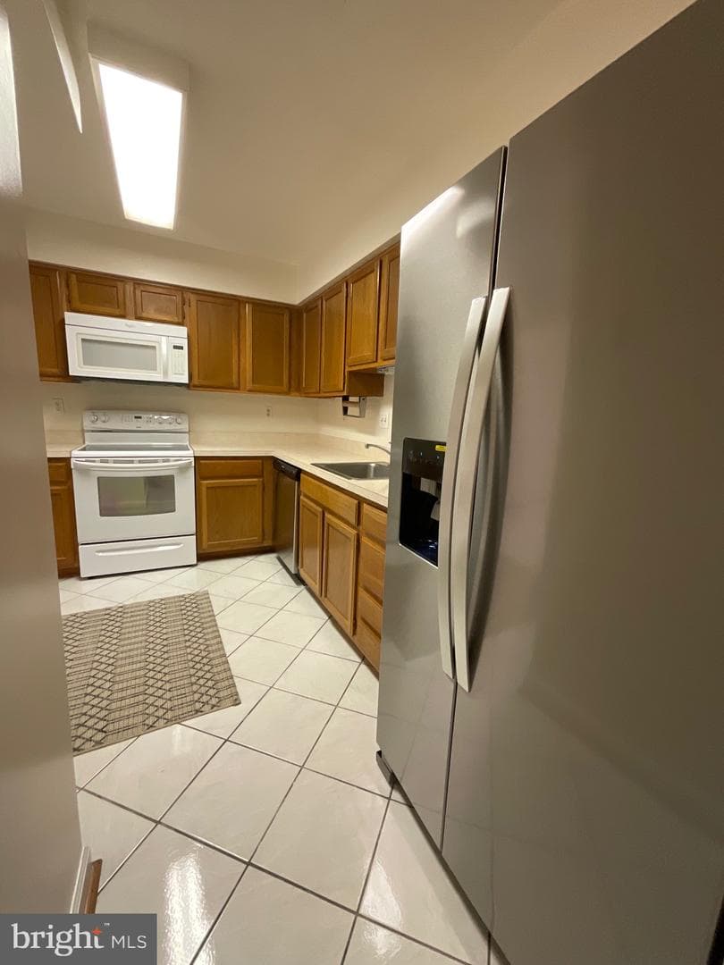 235 Heather Court photo 5
