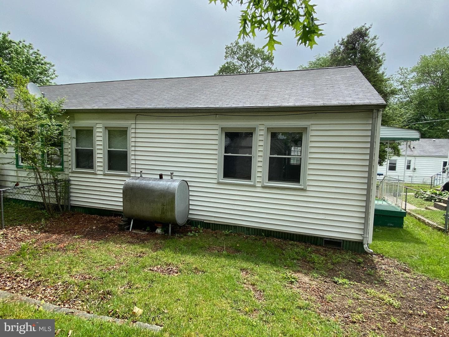 33 Delta Place photo 20