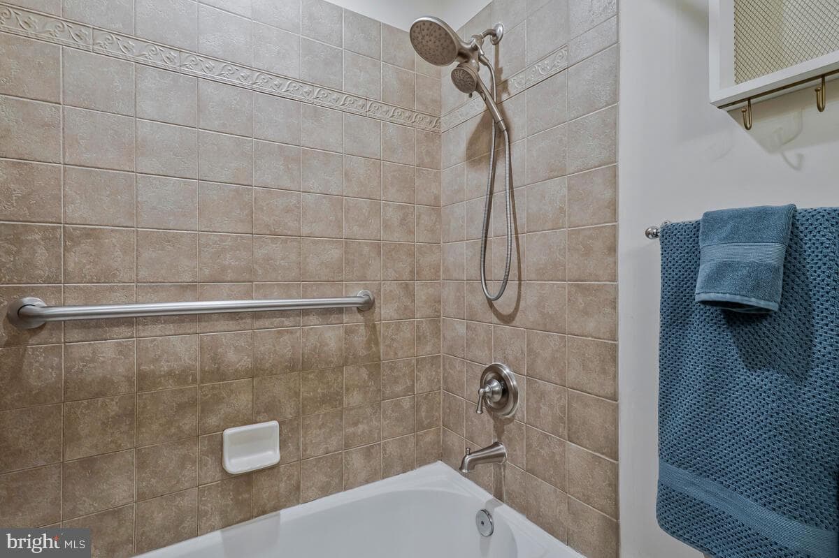 11656 Heart River Court photo 34