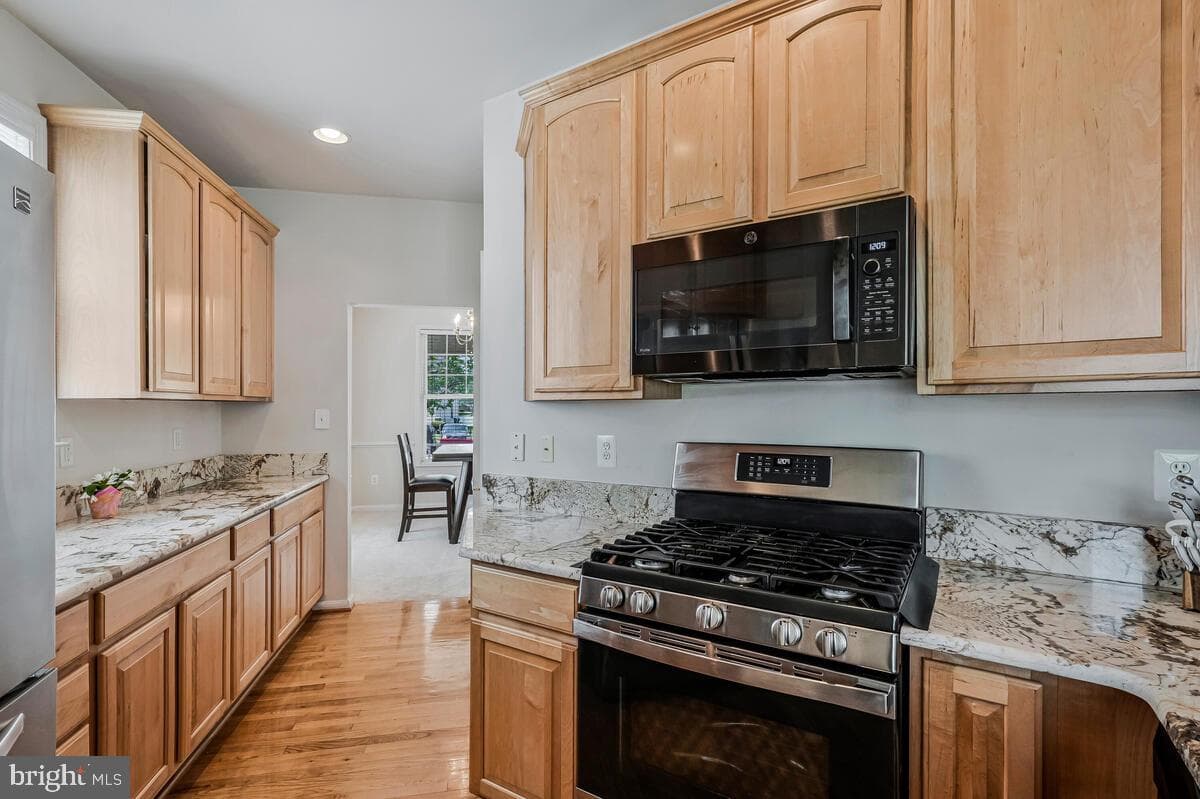 11656 Heart River Court photo 8