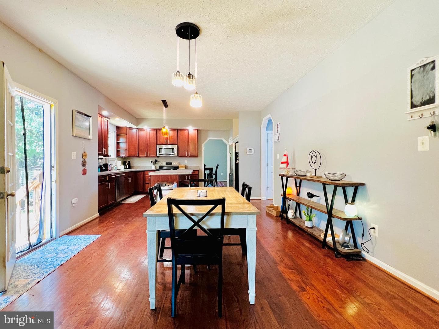 10400 Markby Court photo 23