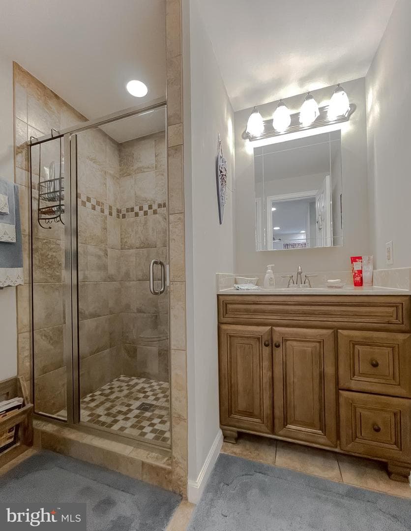 6165 Hawthorne Road photo 35