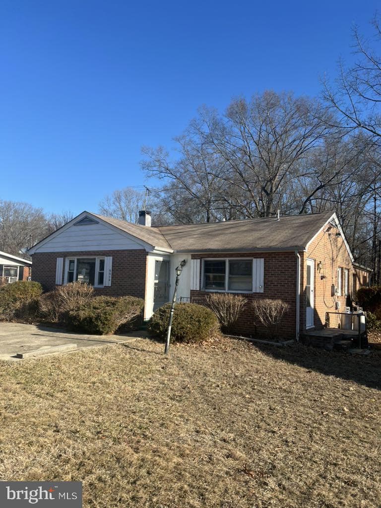 6640 Pomfret Road photo 3