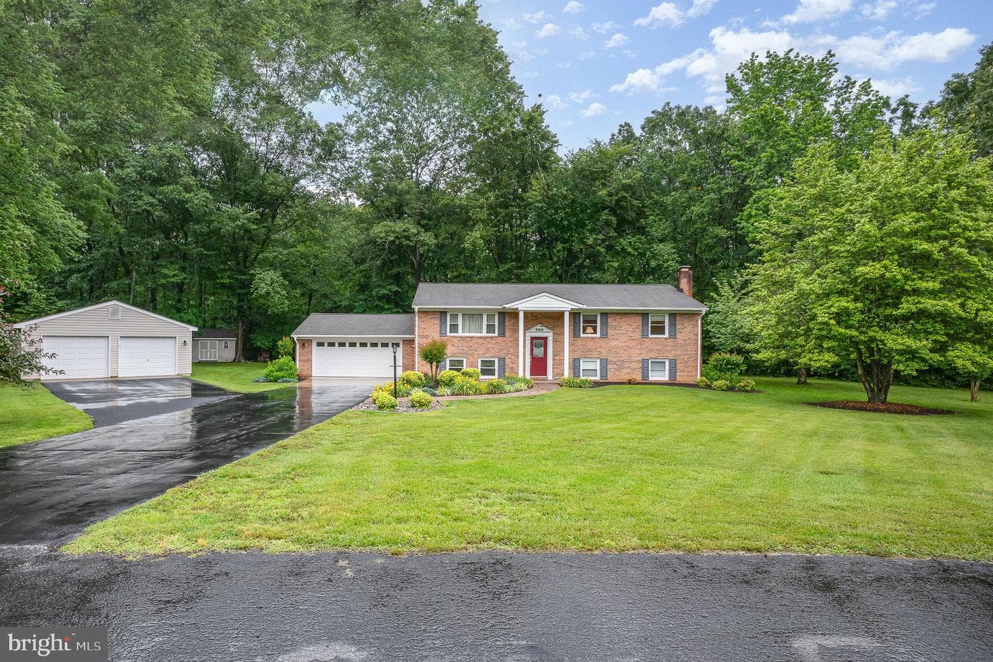 9268 East Court photo 2