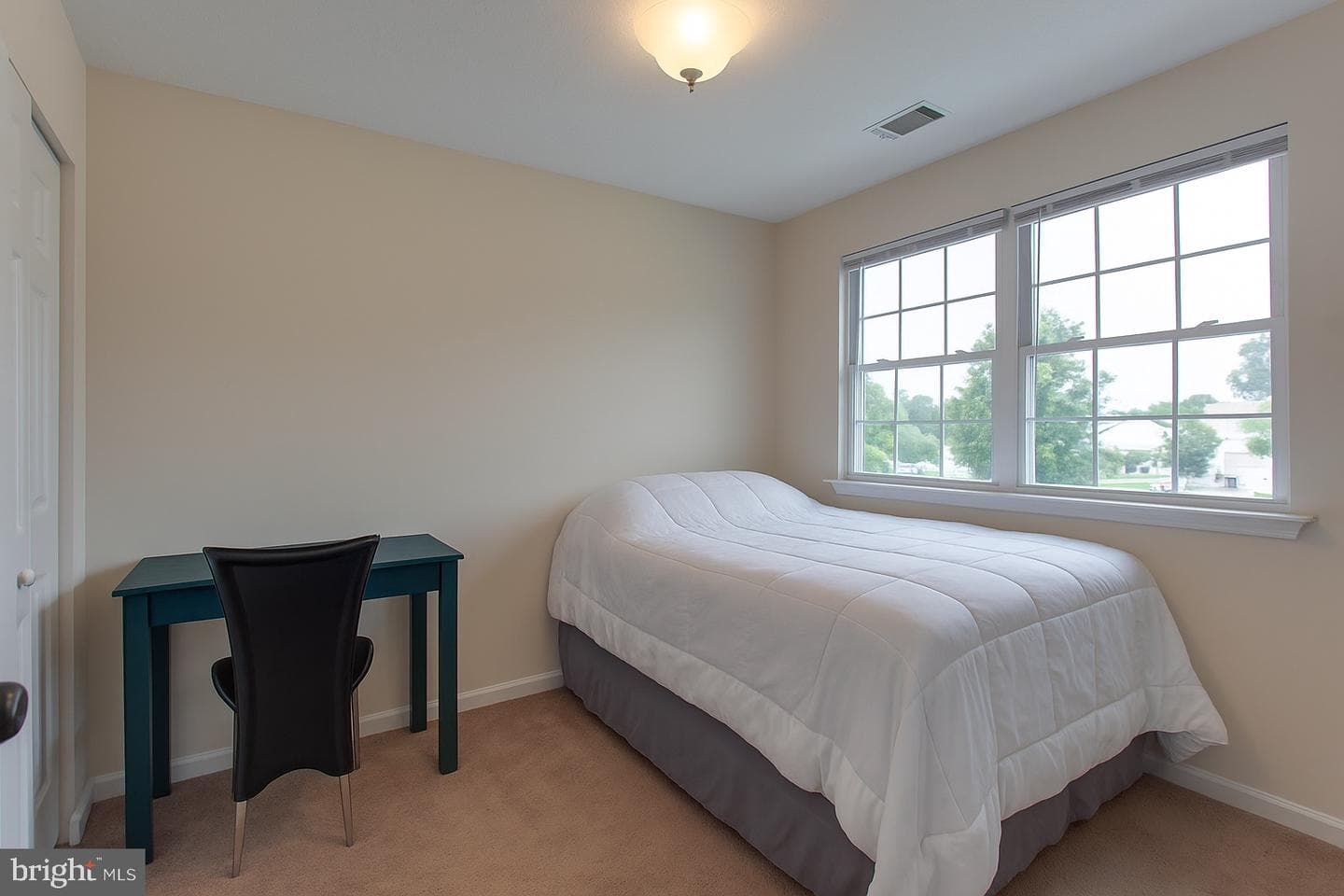 2711 Cotoneaster Court photo 10