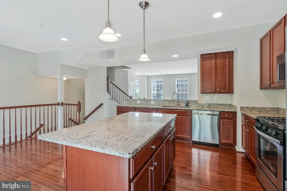 12310 Sandstone Street photo 8