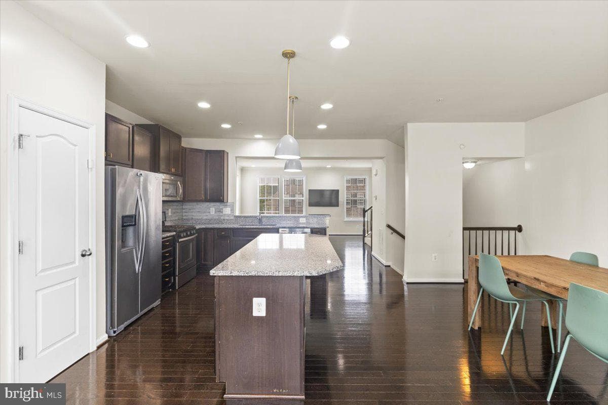 3448 Flagstone Street photo 9