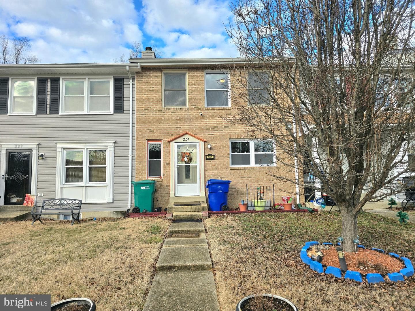 231 Westdale Drive photo 1