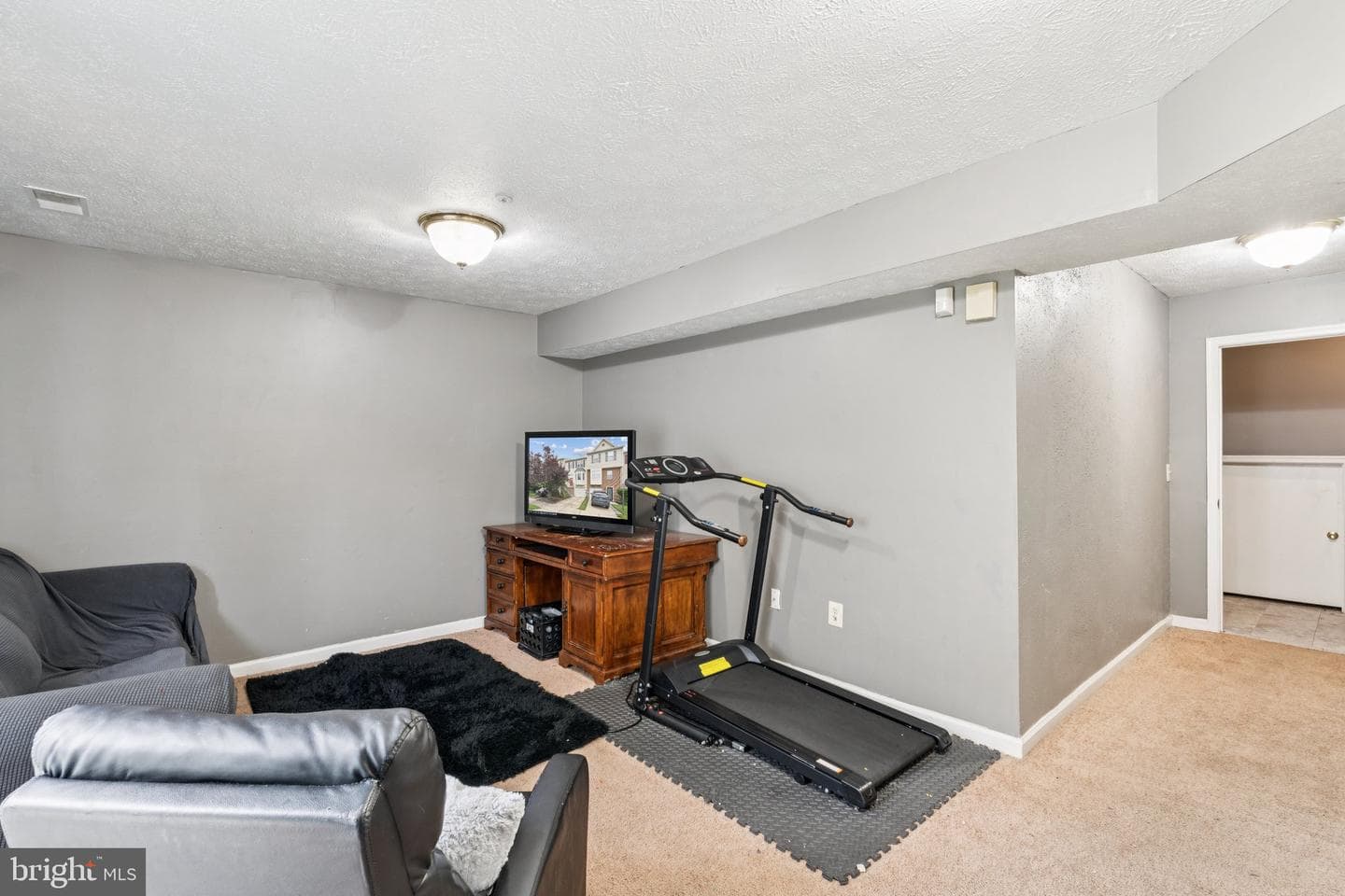 5804 Monmouth Court photo 23