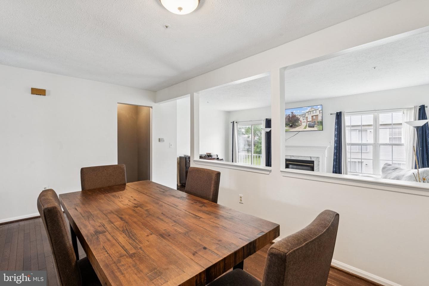 5804 Monmouth Court photo 9