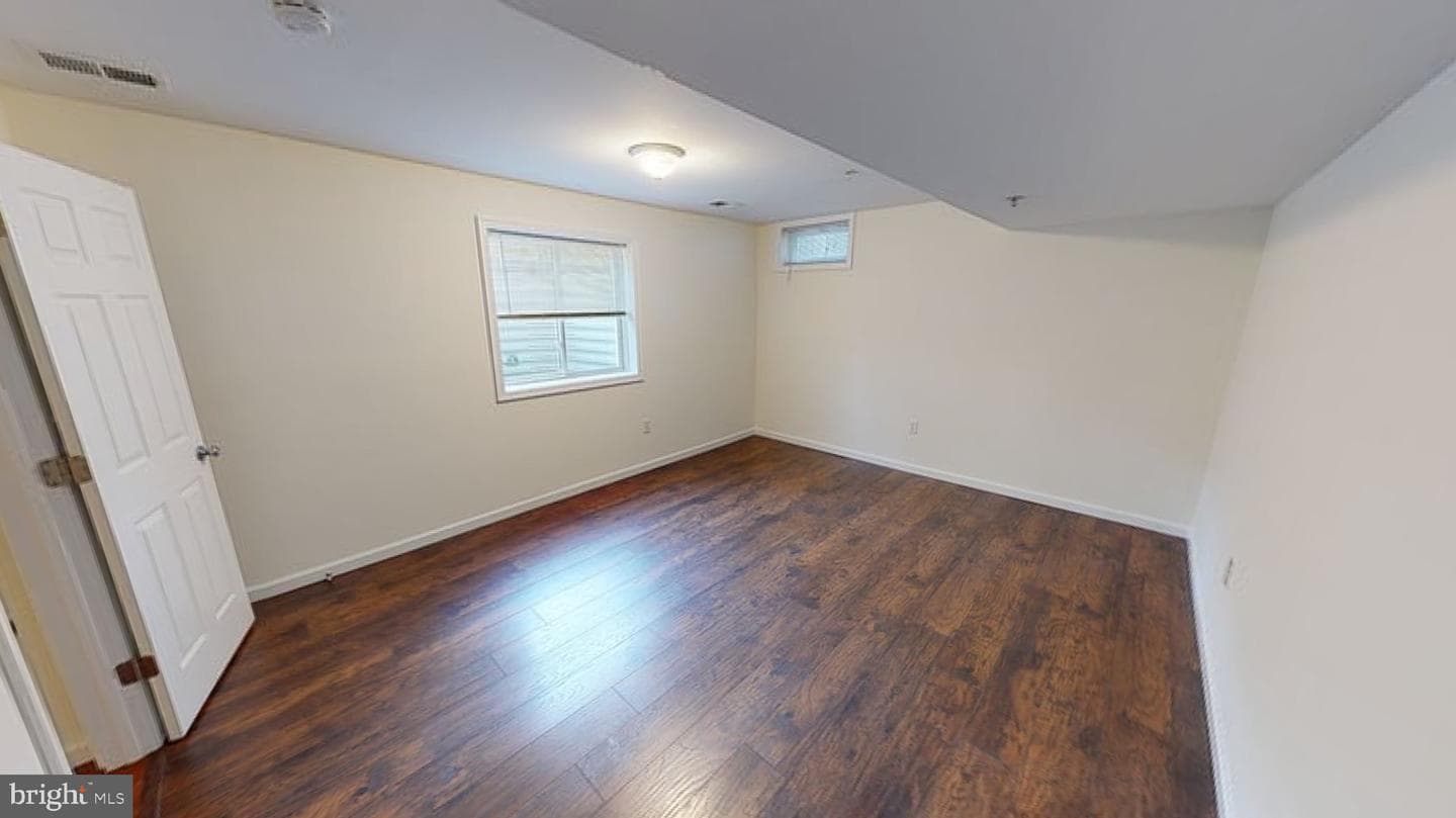 10750 Sourwood Avenue photo 59