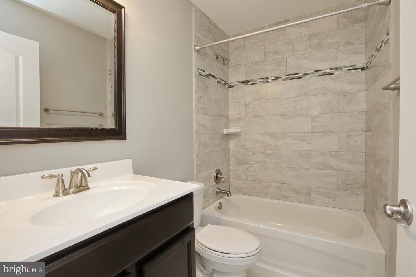 21 Stuart Place photo 33