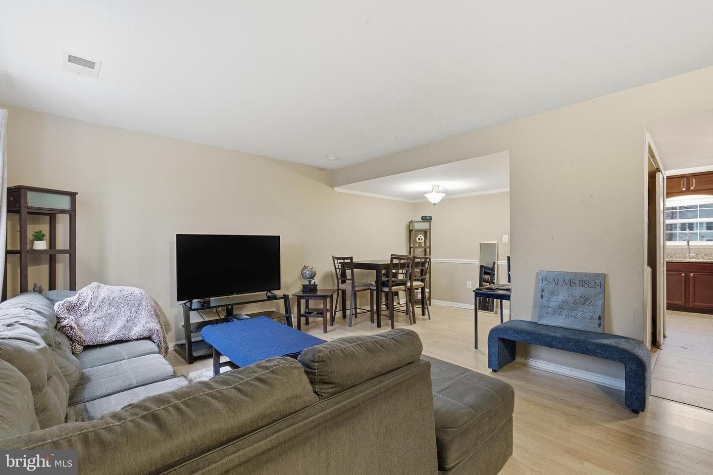 4044 Bluebird Drive photo 14