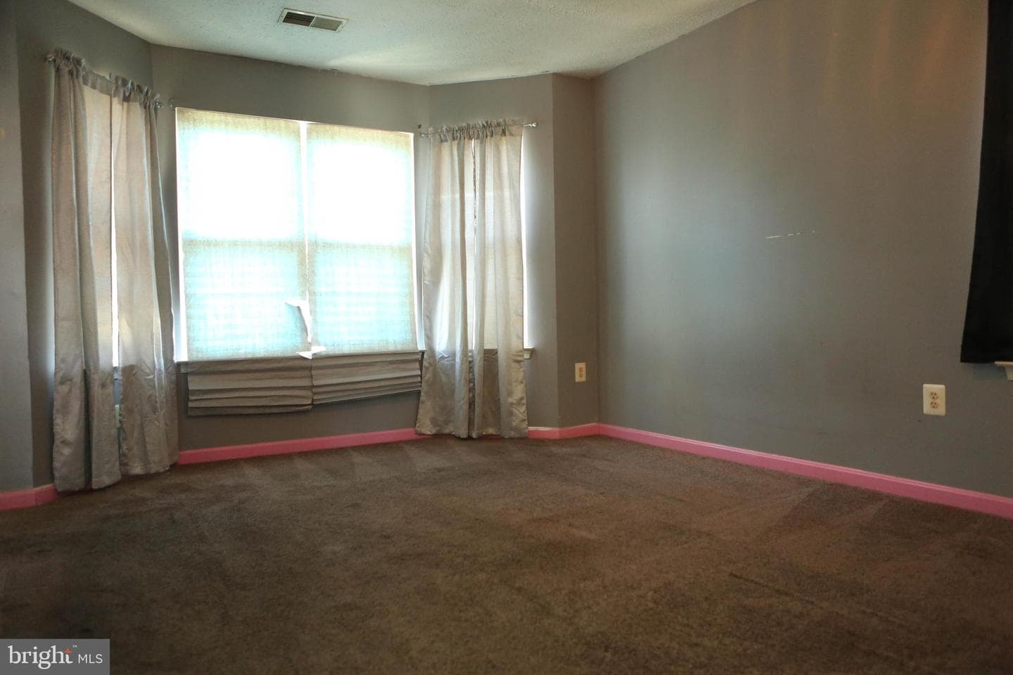 3730 Worthington Street photo 26
