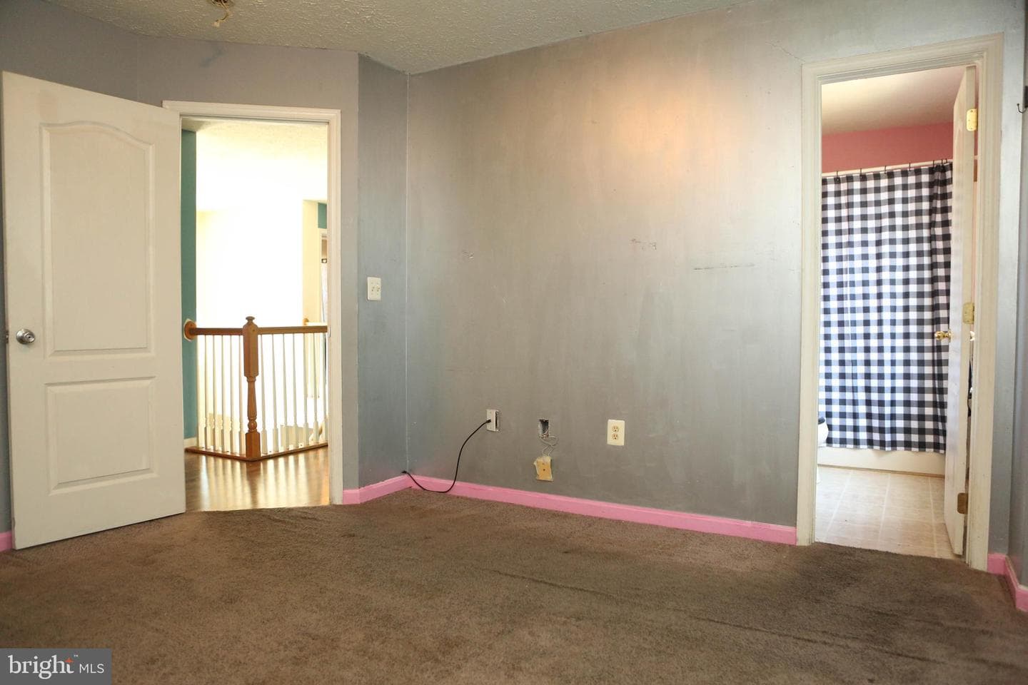 3730 Worthington Street photo 27