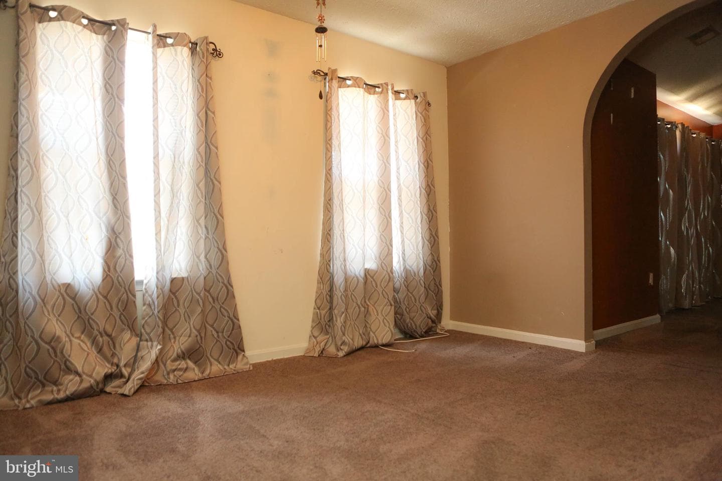 3730 Worthington Street photo 34