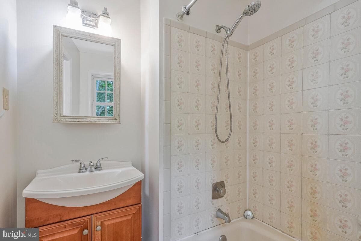 5509 Little Brook Drive photo 31