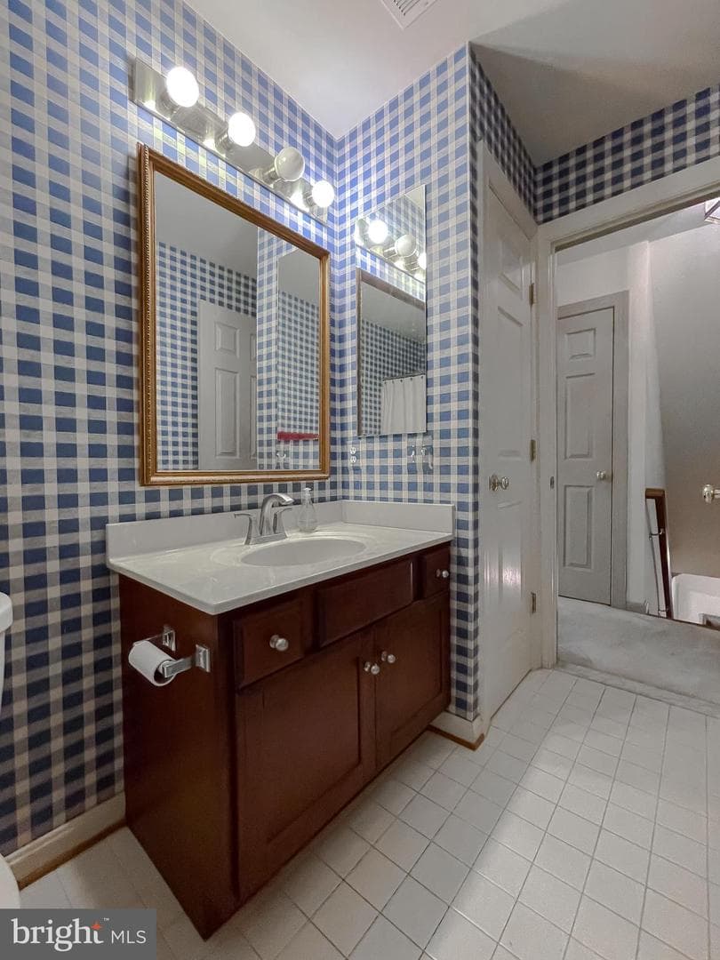 9275 Crescent Lane photo 35