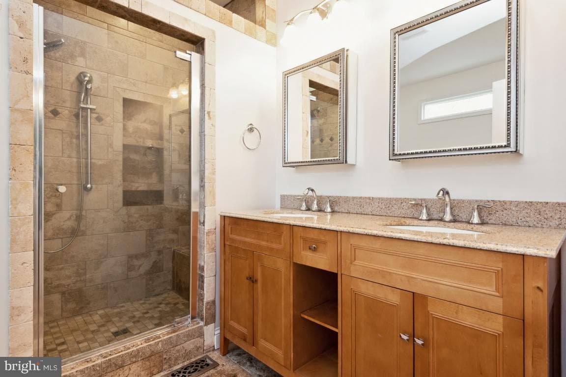 13185 Jessies Place photo 9