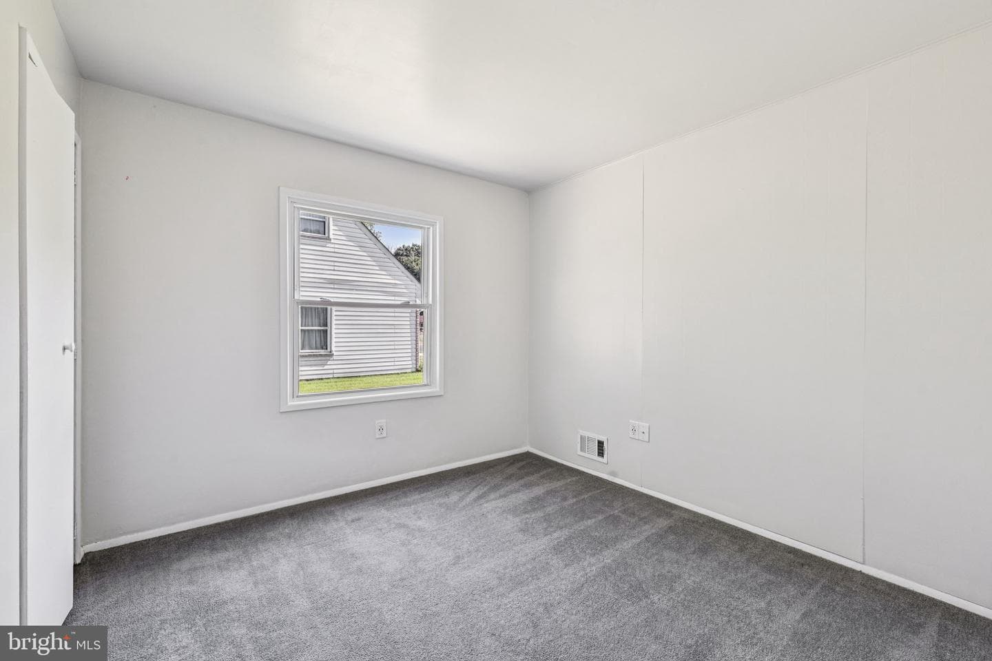 531 Garner Avenue photo 29