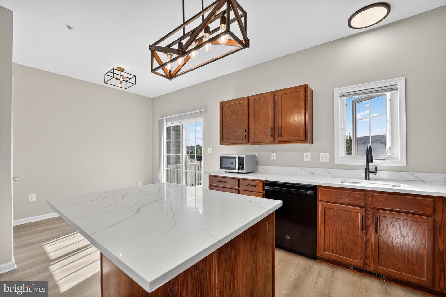 4839 Olympia Place photo 9
