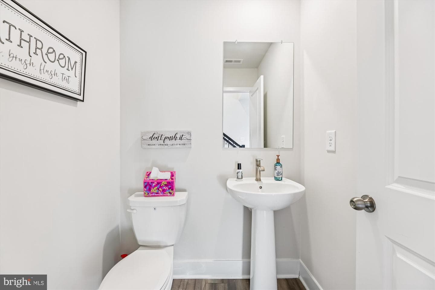 6878 Barrowfield Pl photo 13