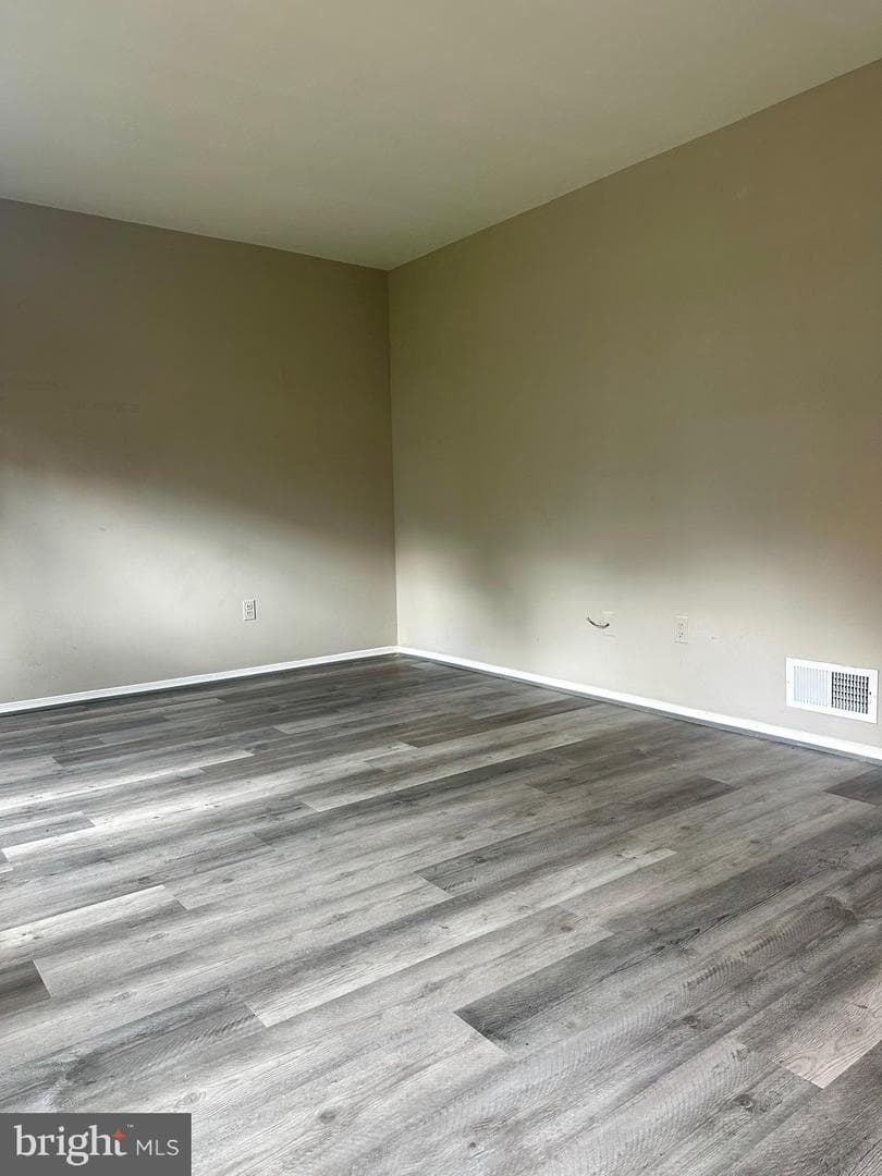 1540 Bryan Court photo 4